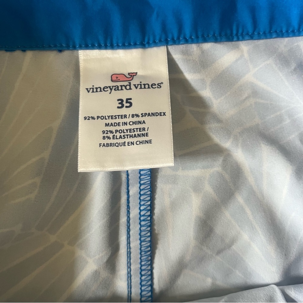 Vineyard Vines Abstract Palms Board Shorts 35 - Picture 3 of 3